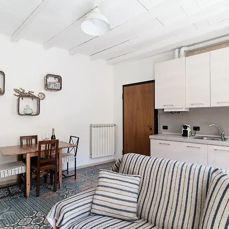 Orange - The House Of Travelers Apartament Como