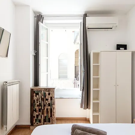 Orange - The House Of Travelers Apartament *