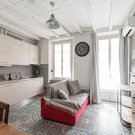 Apartament Orange - The House Of Travelers Como