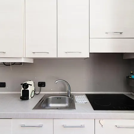 Orange - The House Of Travelers Como