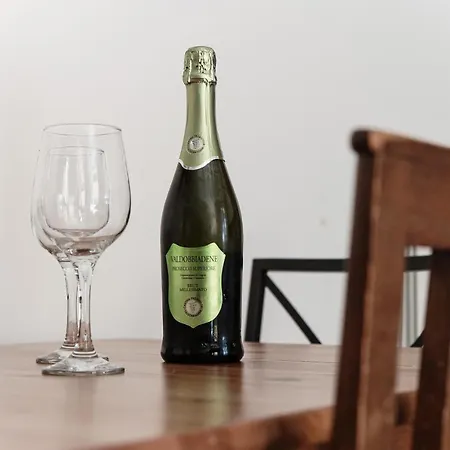 Appartamento Orange - The House Of Travelers