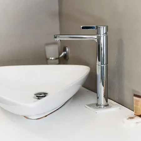 Orange - The House Of Travelers Appartamento *